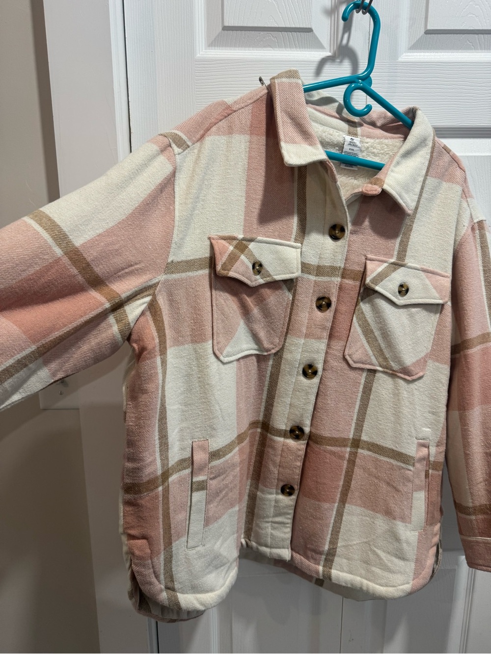 Plaid Button-Front Sherpa lined Shacket in Blush & Cream